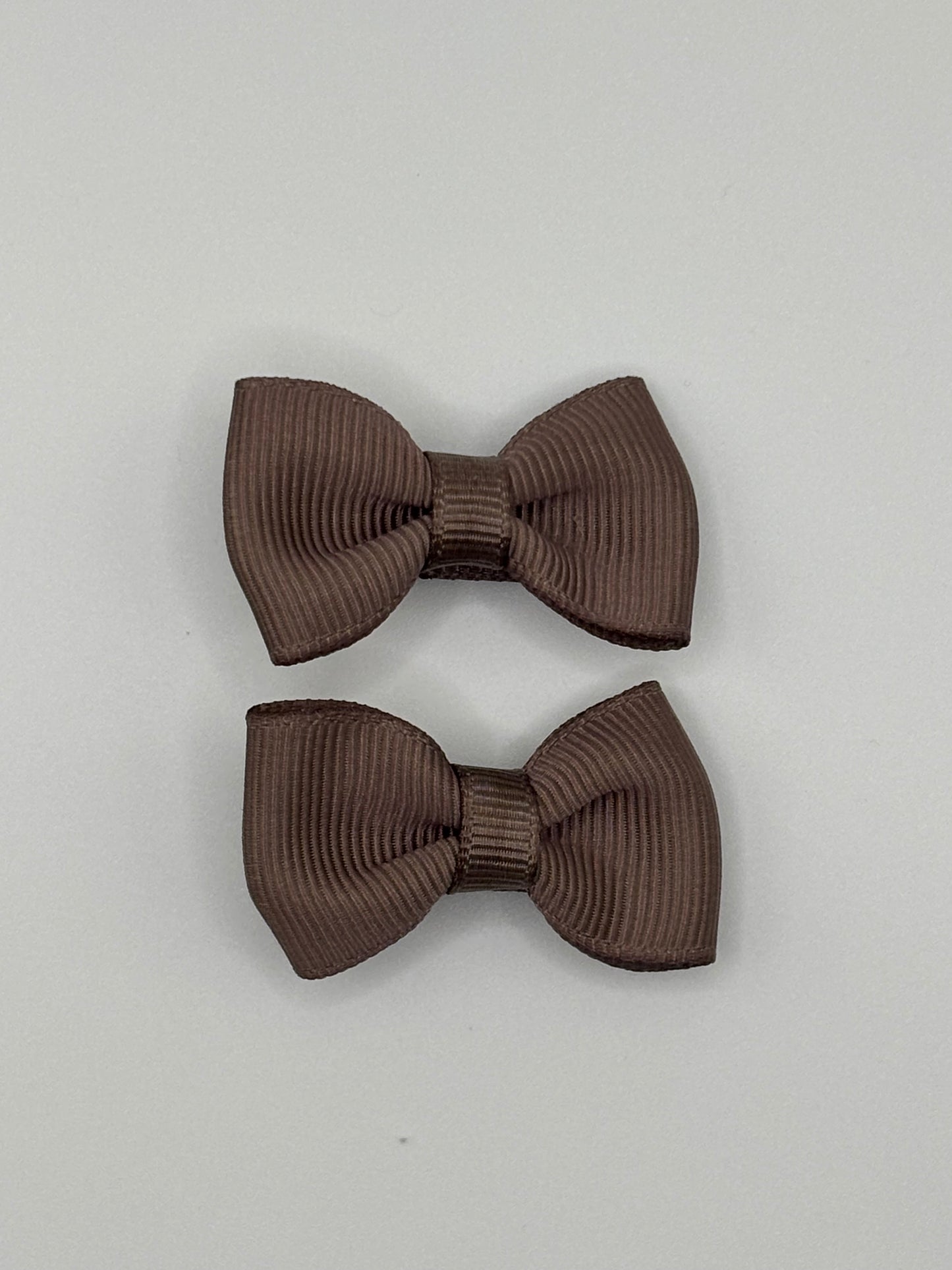Barrettes (petites) modèle classique, cliquez pour voir toutes les couleurs disponibles.
