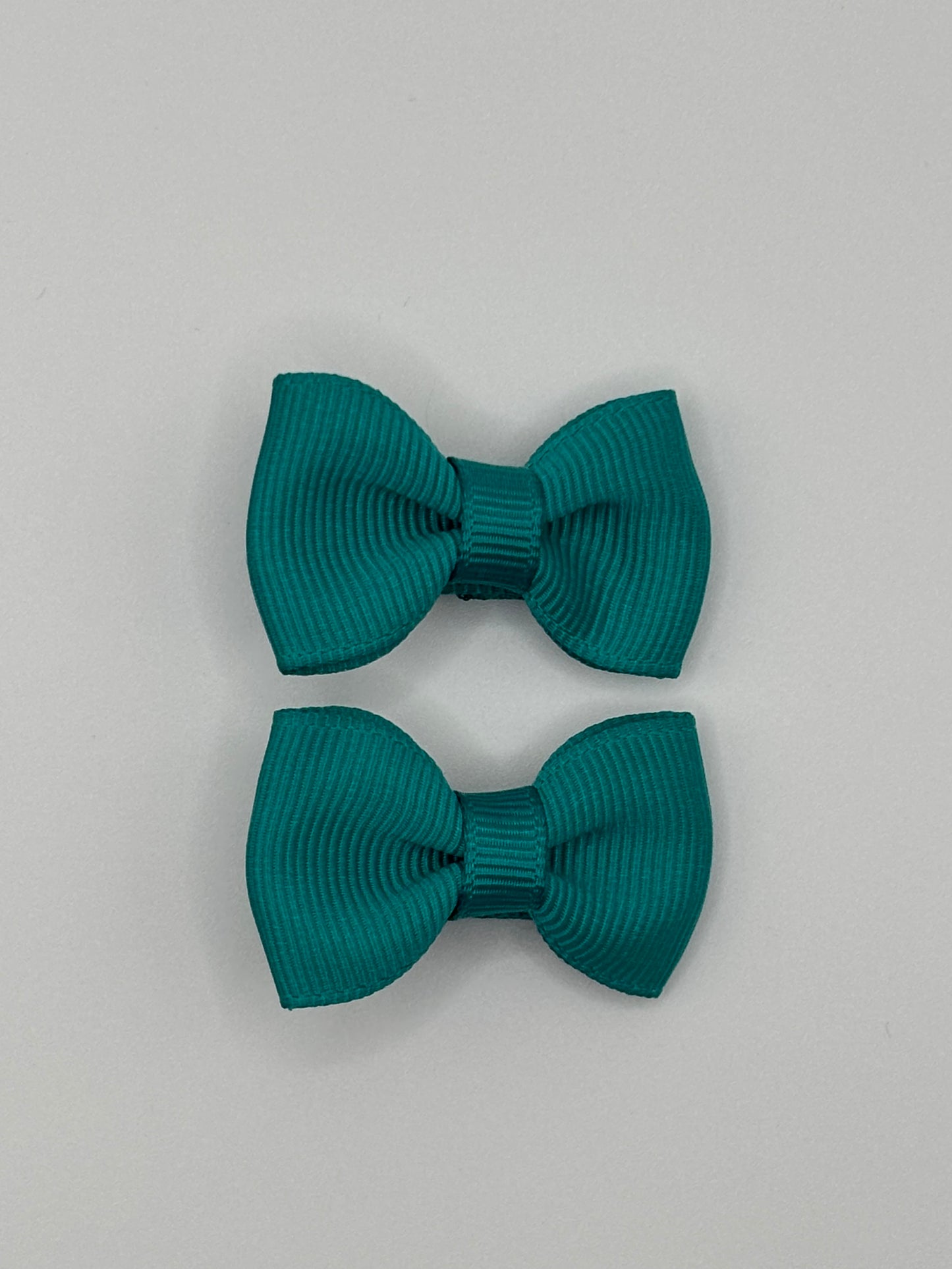 Barrettes (petites) modèle classique, cliquez pour voir toutes les couleurs disponibles.