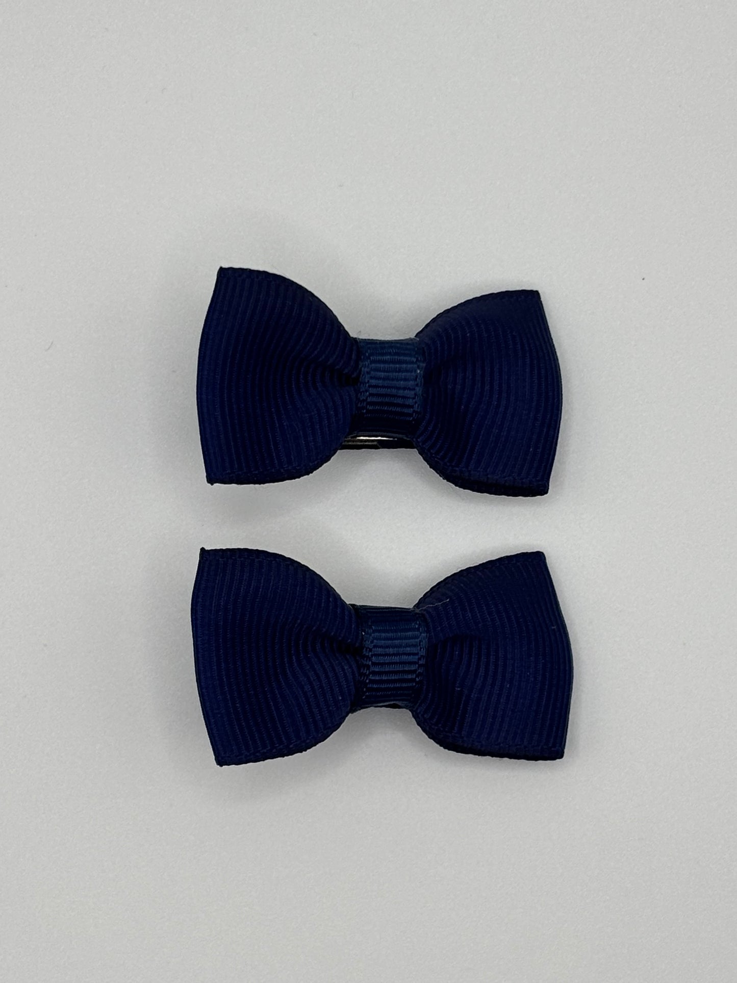 Barrettes (petites) modèle classique, cliquez pour voir toutes les couleurs disponibles.