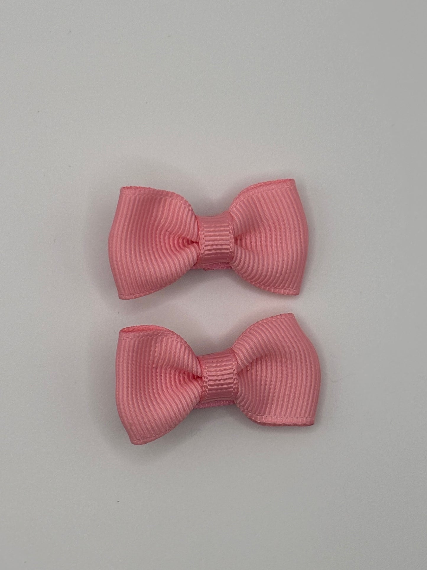Barrettes (petites) modèle classique, cliquez pour voir toutes les couleurs disponibles.