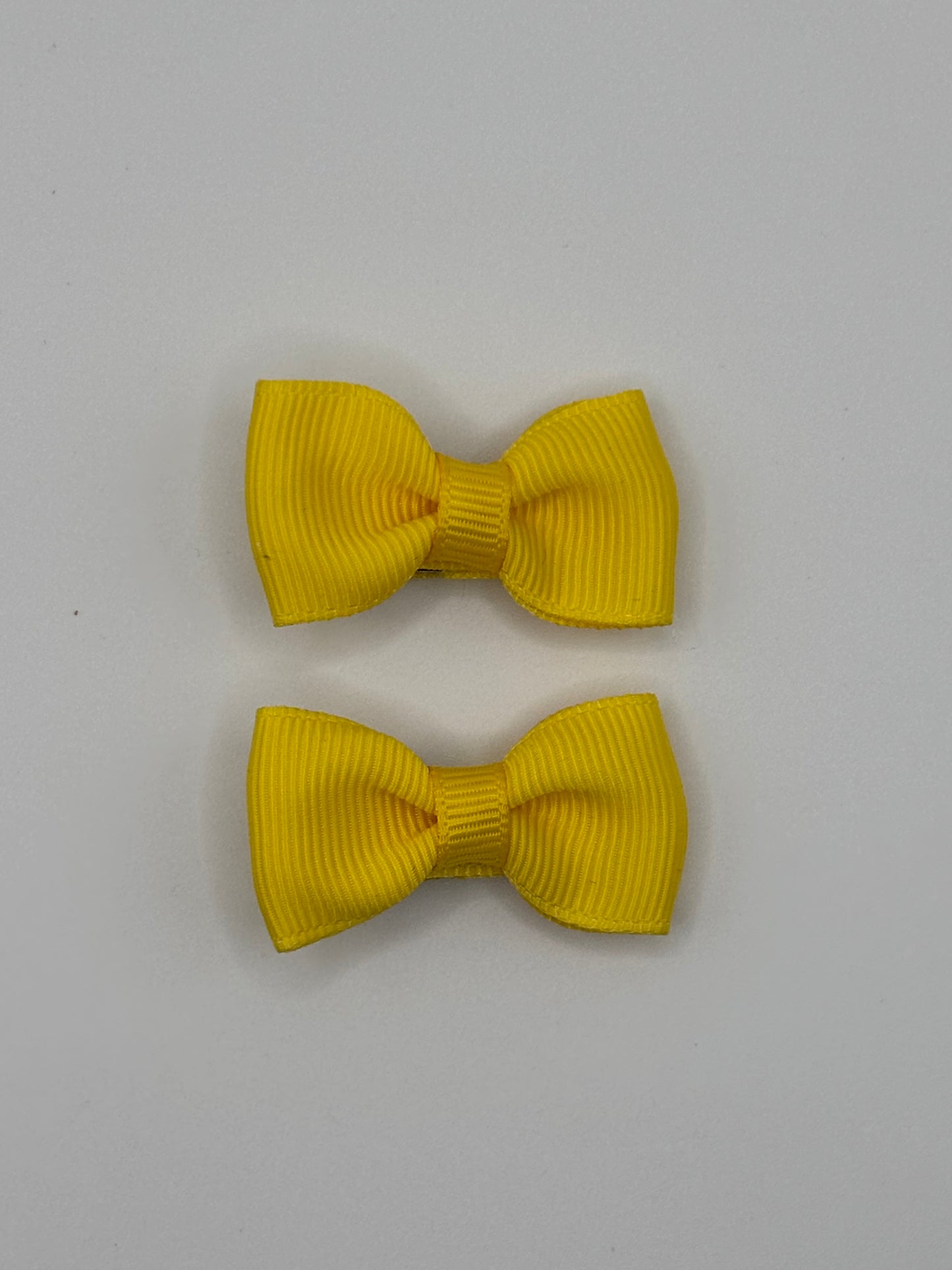Barrettes (petites) modèle classique, cliquez pour voir toutes les couleurs disponibles.